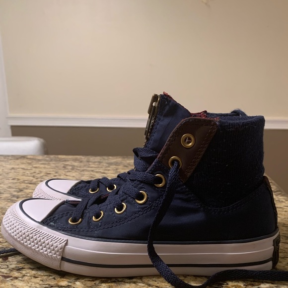 mens converse size 4 in women's